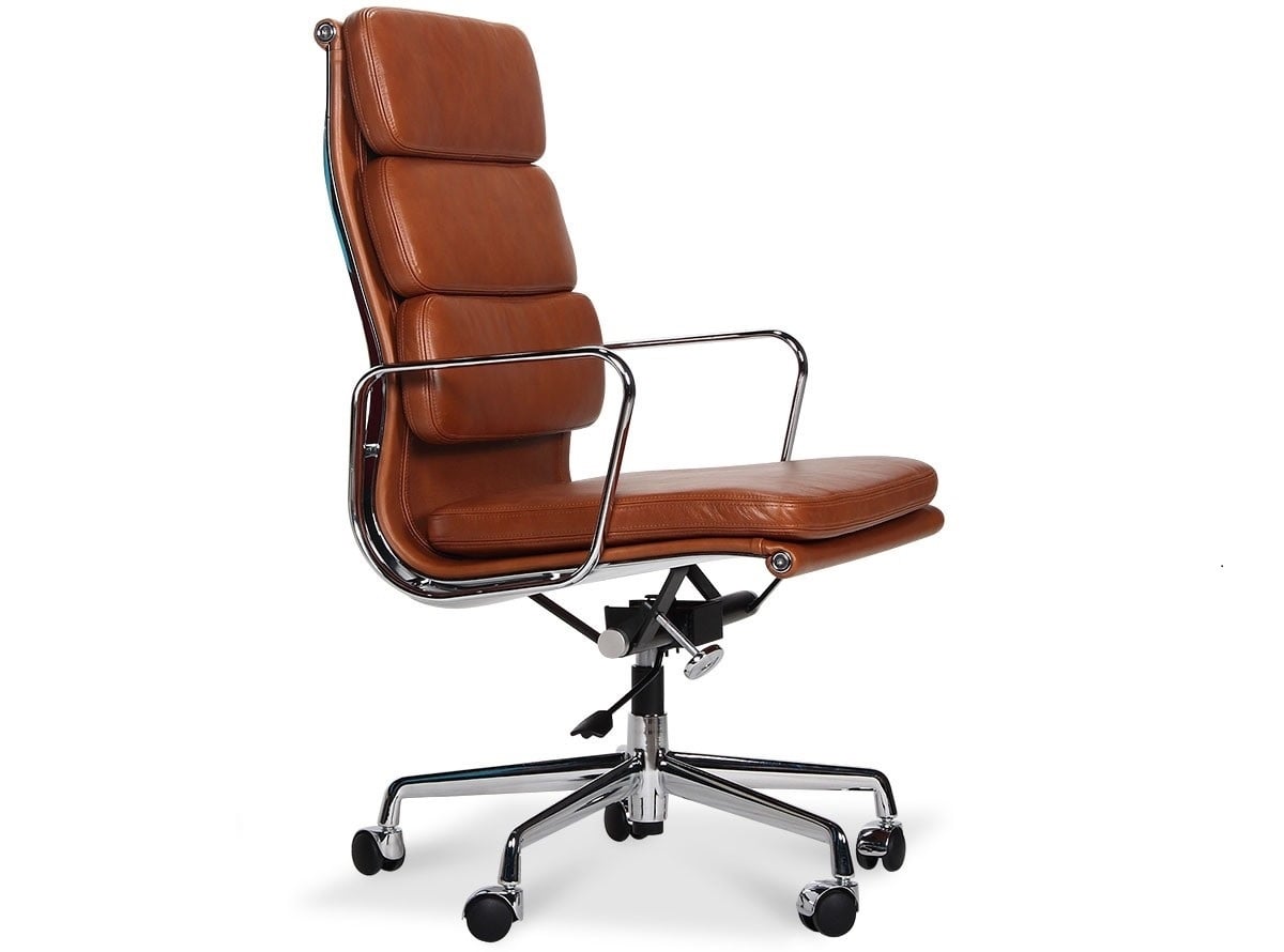 Charles Eames style, Executive stol EA219 Läder antik