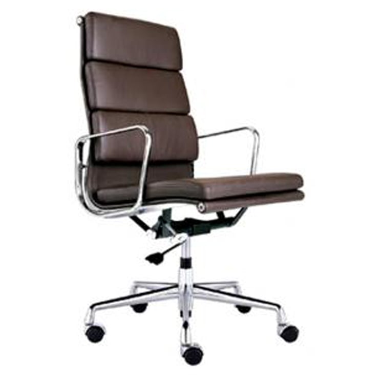 Charles Eames style, Executive stol EA219 Läder brun